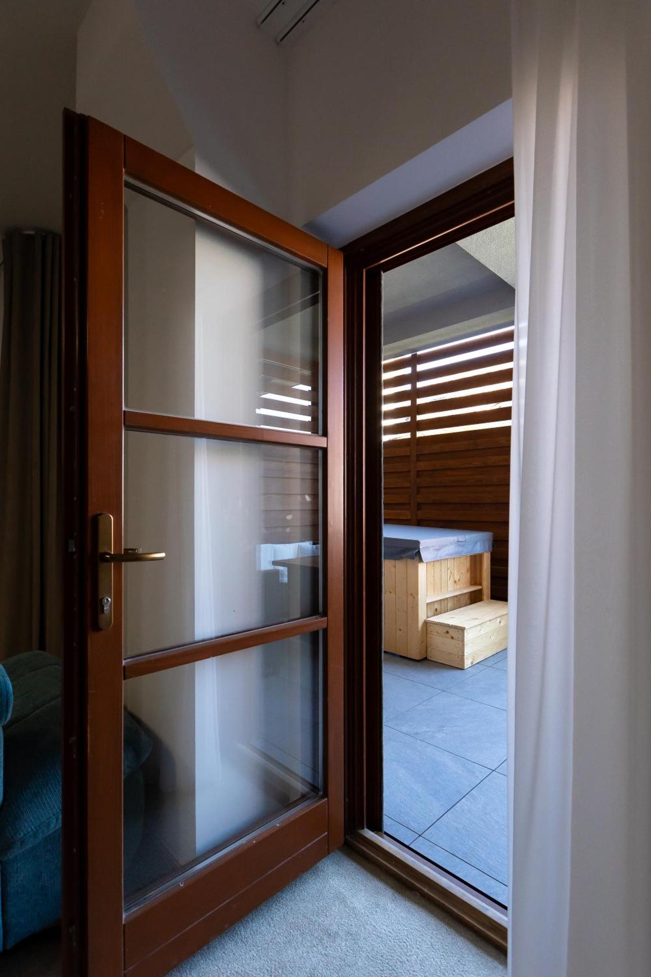 Wanderer Sighisoara Hotel Exterior photo